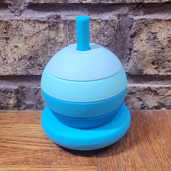 Elbebe Stacking Toy with Cute Animal Top - Gray and Blue - Picture 5 of 6